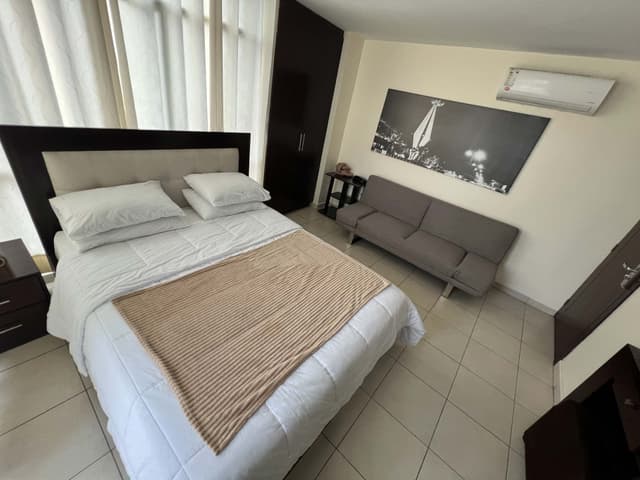 shutterstock_97623382